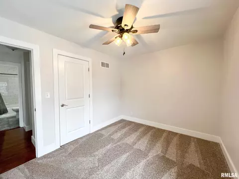 1020 E Madison St, Morton, IL 61550 photo 19
