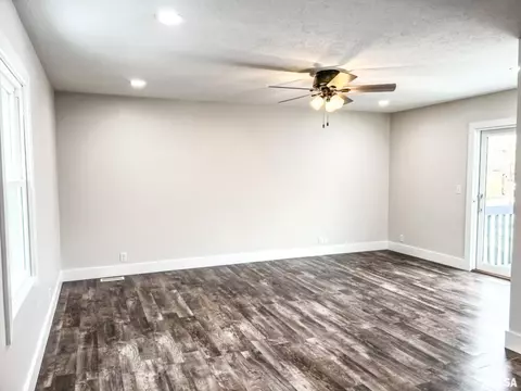 1020 E Madison St, Morton, IL 61550 photo 11
