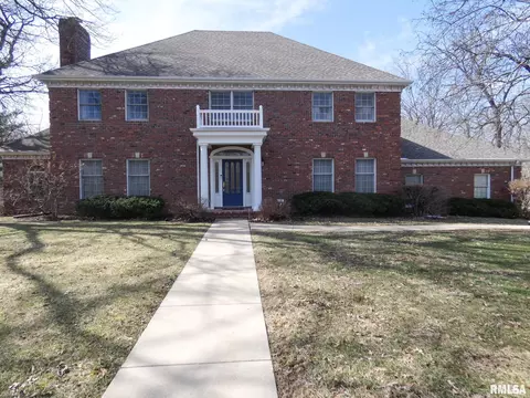 11709 N Strathmoore Ct, Dunlap, IL 61525 photo 1