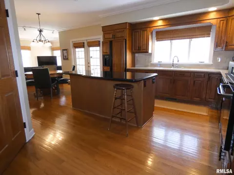 11709 N Strathmoore Ct, Dunlap, IL 61525 photo 8