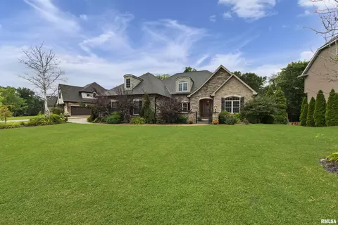 927 S Copperpoint Dr, Dunlap, IL 61525 photo 2