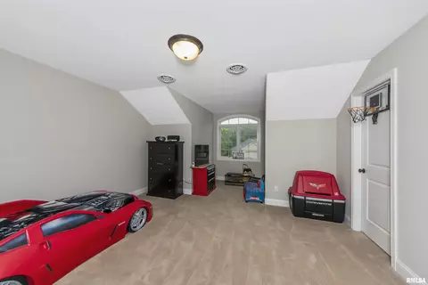 927 S Copperpoint Dr, Dunlap, IL 61525 photo 32