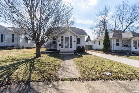 426 E Pasadena Ave, Peoria, IL 61603 photo 1