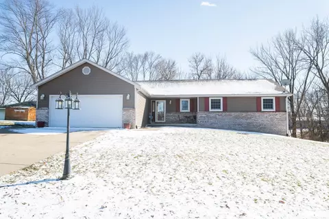 10304 W Lake Camelot Dr, Mapleton, IL 61547 photo 1