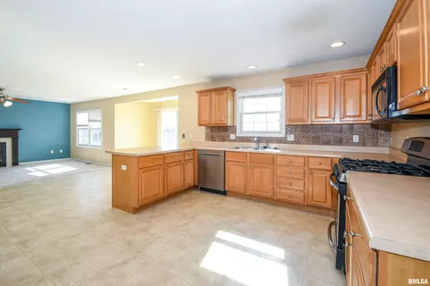 5716 W Brookmere St, Edwards, IL 61528 photo 18