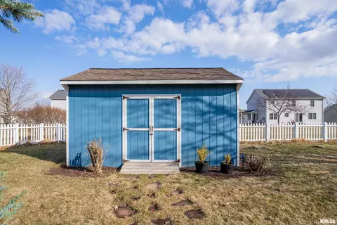 1507 Willow Dr, Washington, IL 61571 photo 32