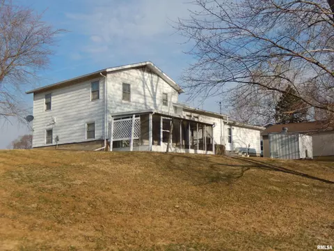 307 Robin Rd, Macomb, IL 61455 photo 27