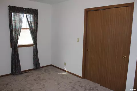 1575 E Sycamore St, Canton, IL 61520 photo 26