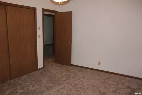 1575 E Sycamore St, Canton, IL 61520 photo 20