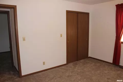 1575 E Sycamore St, Canton, IL 61520 photo 23