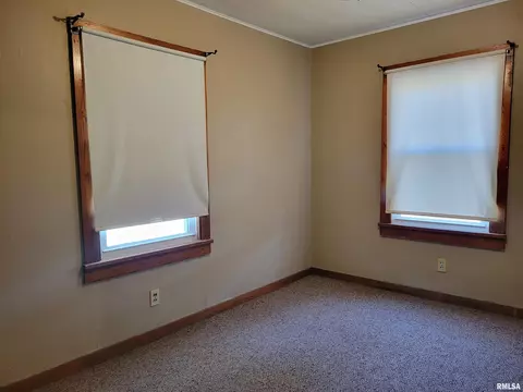 1225 Maple Ave, Macomb, IL 61455 photo 10