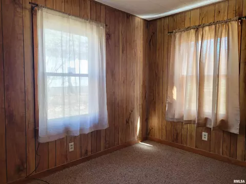 1225 Maple Ave, Macomb, IL 61455 photo 11