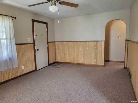 1225 Maple Ave, Macomb, IL 61455 photo 6