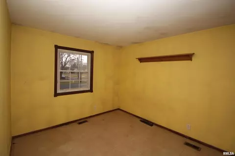 220 E Bittersweet Rd, Washington, IL 61571 photo 16