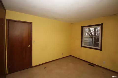 220 E Bittersweet Rd, Washington, IL 61571 photo 17