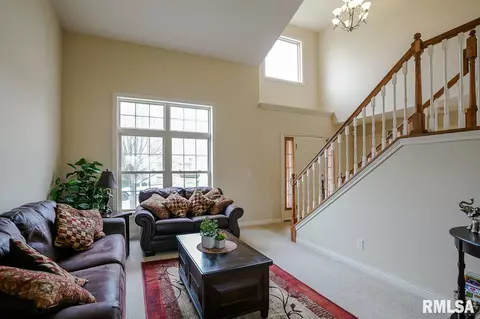 6708 N Buckeye Dr, Edwards, IL 61528 photo 2