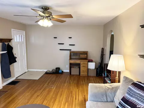 129 Normal St, Macomb, IL 61455 photo 7
