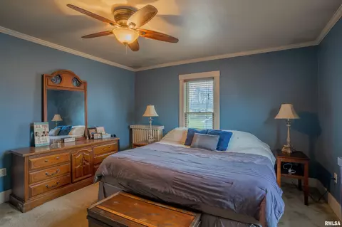 506 W Broad St, Roanoke, IL 61561 photo 22