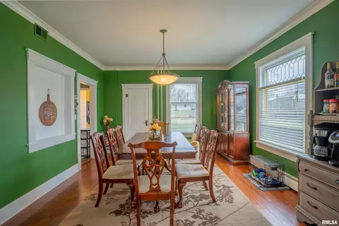 506 W Broad St, Roanoke, IL 61561 photo 14