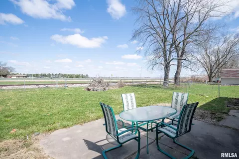 802 E 3rd St, Glasford, IL 61533 photo 48