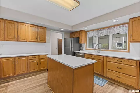 1237 W Wonderview Dr, Dunlap, IL 61525 photo 11