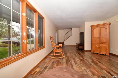 9344 W Lake Camelot Dr, Mapleton, IL 61547 photo 7