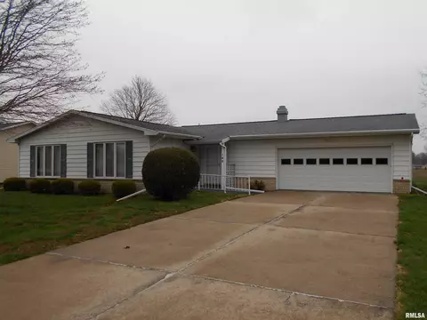 148 James Dr, Macomb, IL 61455 photo 14