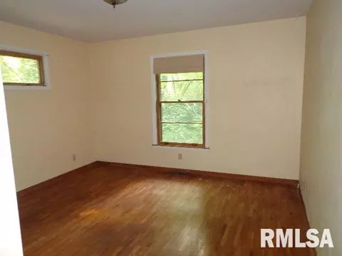 821 Orchard Dr, Macomb, IL 61455 photo 19