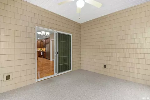 1602 Robin Ct, Morton, IL 61550 photo 22