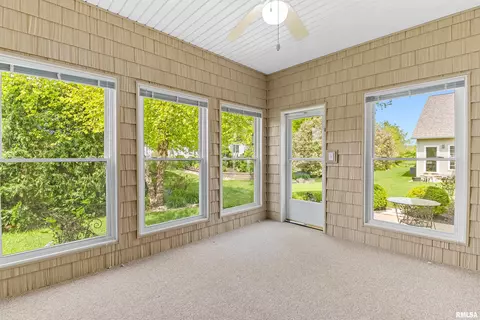 1602 Robin Ct, Morton, IL 61550 photo 20