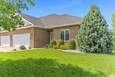1602 Robin Ct, Morton, IL 61550 photo 49