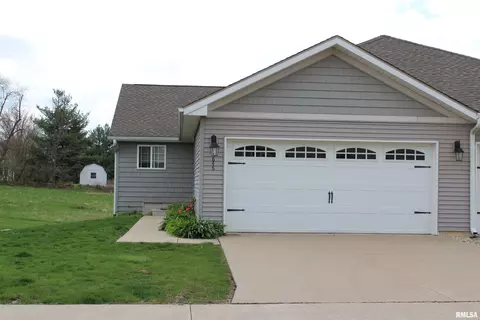 646 Bittersweet Ave, Germantown Hills, IL 61548 photo 1