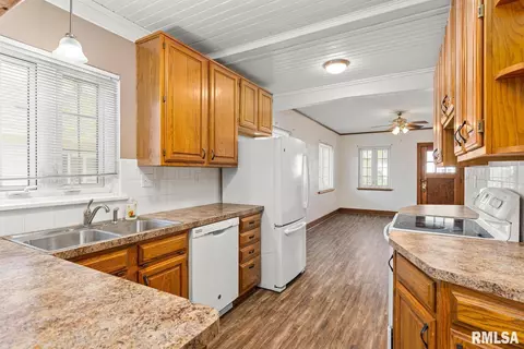512 S Mathis Ave, Morton, IL 61550 photo 9