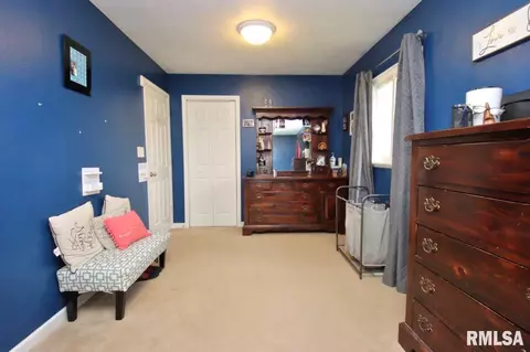 304 Parkview Dr, Washington, IL 61571 photo 7