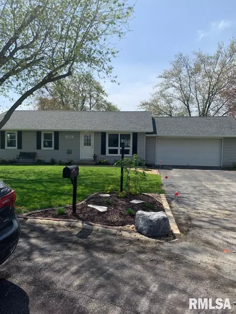 1503 Sunset Dr, Washington, IL 61571 photo 4