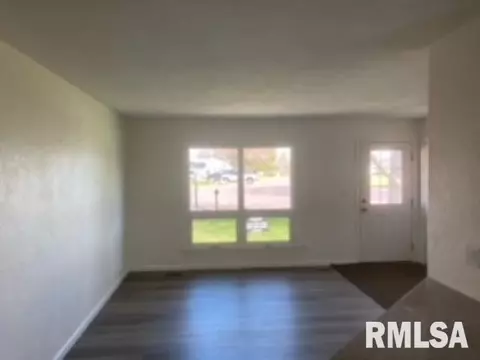 1503 Sunset Dr, Washington, IL 61571 photo 8