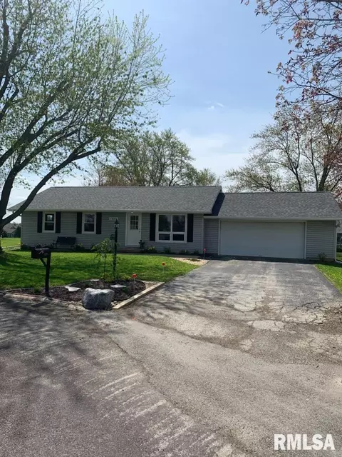1503 Sunset Dr, Washington, IL 61571 photo 1