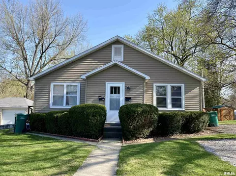 318 E Franklin St, Macomb, IL 61455 photo 22