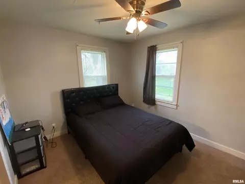 318 E Franklin St, Macomb, IL 61455 photo 10