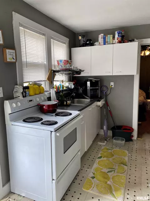 318 E Franklin St, Macomb, IL 61455 photo 15