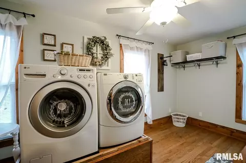 238 W Pine St, Canton, IL 61520 photo 45