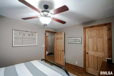 238 W Pine St, Canton, IL 61520 photo 37
