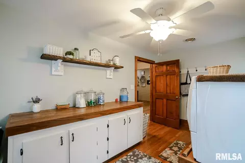 238 W Pine St, Canton, IL 61520 photo 46
