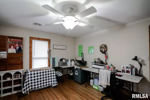 238 W Pine St, Canton, IL 61520 photo 41