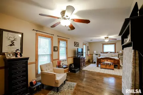 238 W Pine St, Canton, IL 61520 photo 27