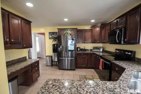 11623 Dunmore Dr, Dunlap, IL 61525 photo 13