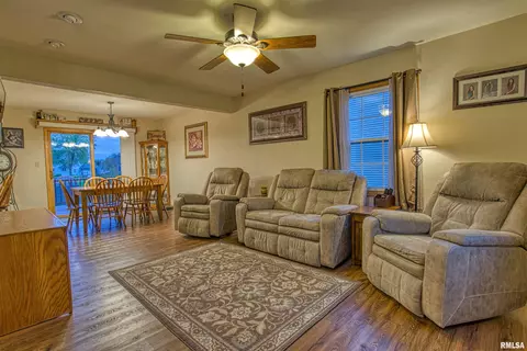 4515 S Tewkesbury Ct, Mapleton, IL 61547 photo 4