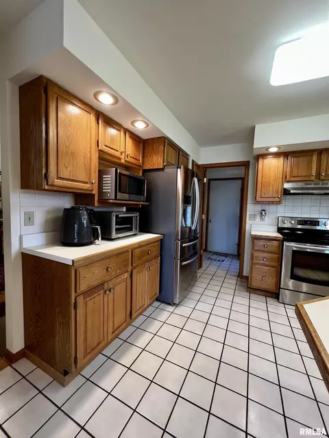 10600 E 1000th St, Macomb, IL 61455 photo 17