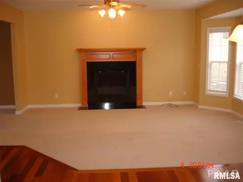 11501 N Ballymore Ave, Dunlap, IL 61525 photo 2