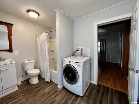 712 N State St, Macomb, IL 61455 photo 16